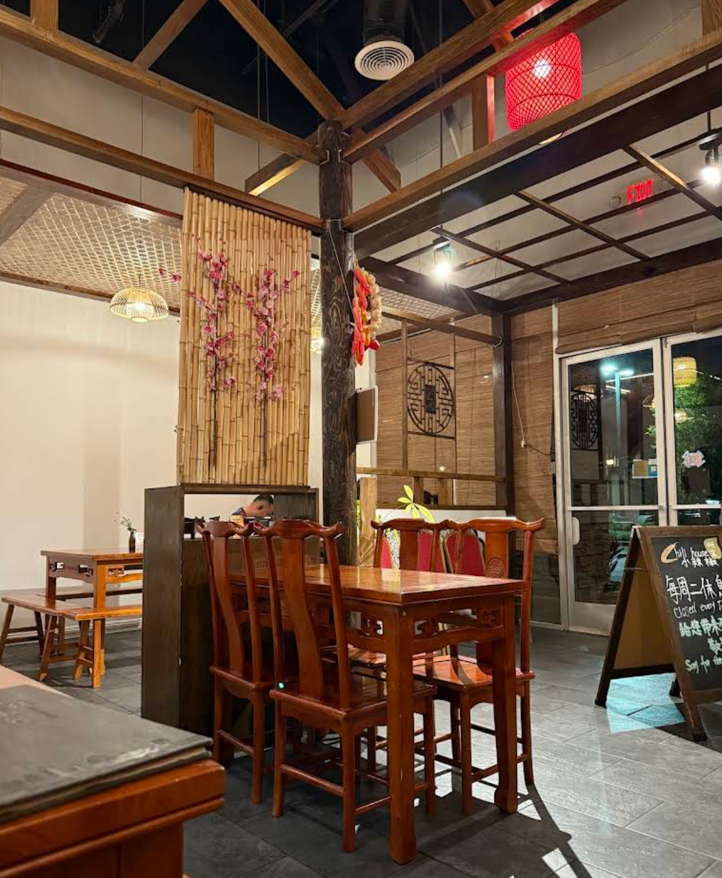 小辣椒餐館項目 (已完成) 